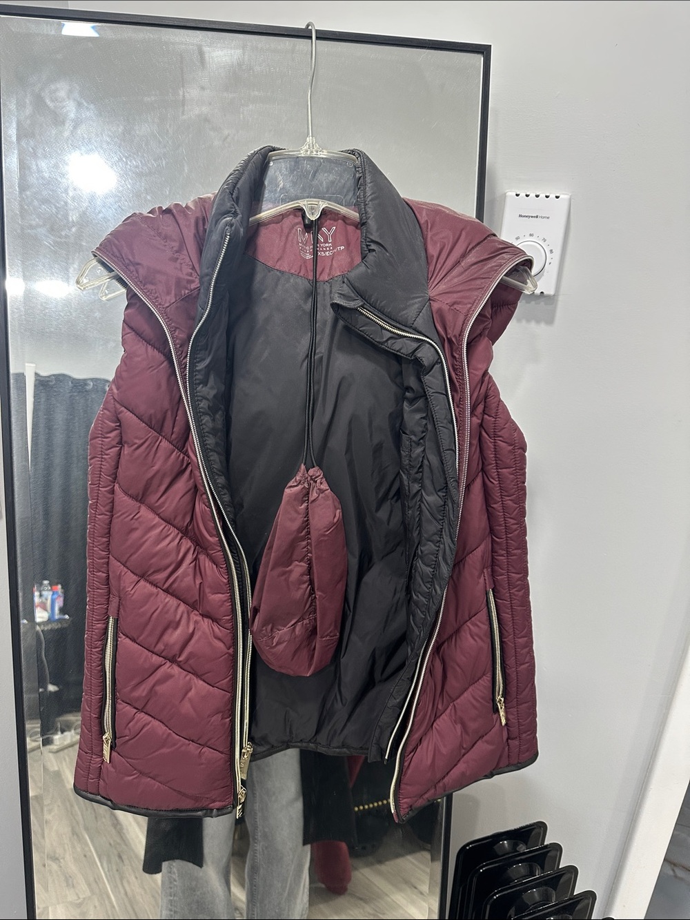 Marc New York Quilted Packable Puffer Vest in Burgundy with Removable Hood